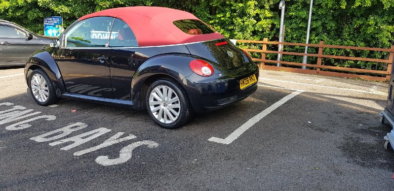 View VOLKSWAGEN BEETLE  Solar