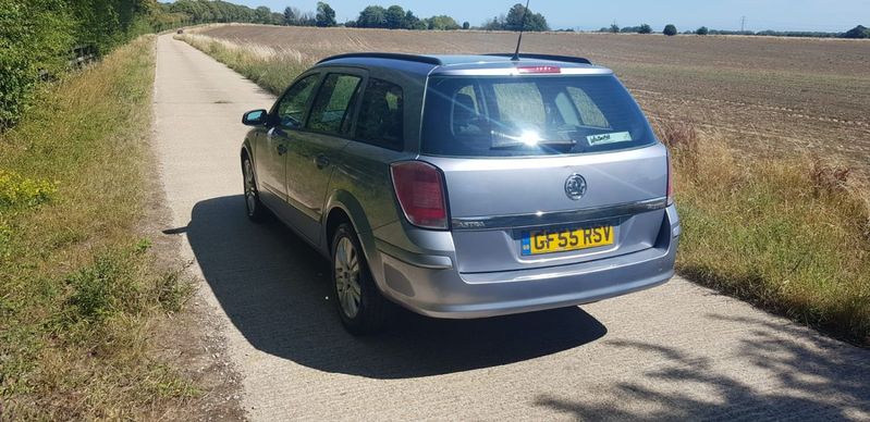 View VAUXHALL ASTRA Active