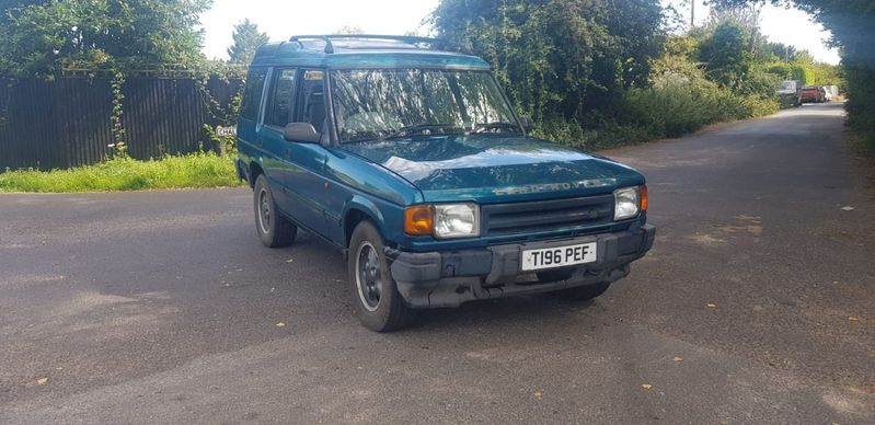 View LAND ROVER DISCOVERY V8 Entry