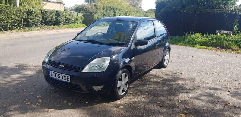 View FORD FIESTA 16V ZETEC