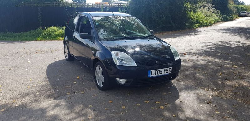 View FORD FIESTA 16V ZETEC