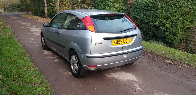 View FORD FOCUS ZETEC