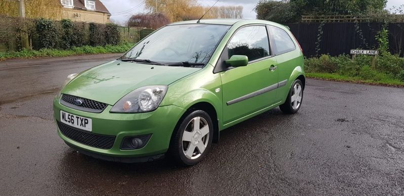 View FORD FIESTA ZETEC 16V