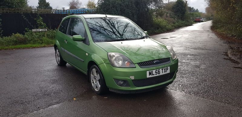 View FORD FIESTA ZETEC 16V