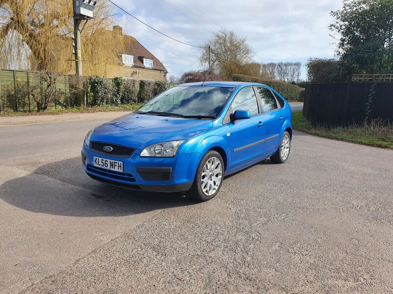 View FORD FOCUS LX