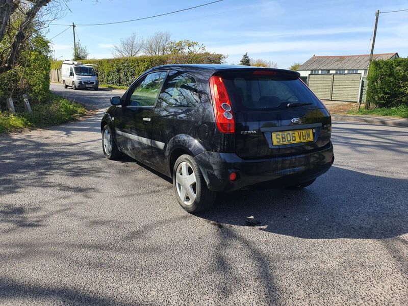 View FORD FIESTA ZETEC 16V