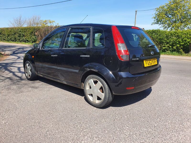 View FORD FIESTA 16V ZETEC