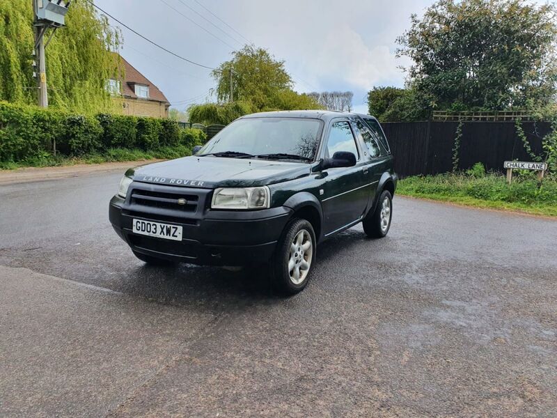 View LAND ROVER FREELANDER KALAHARI HARDBACK